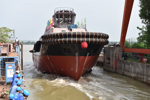 2022-7-20--大泉州1號下水--壓縮.JPG